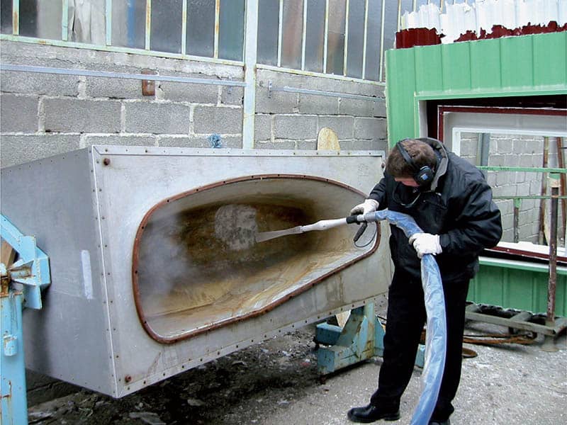 core box cleaning with dry ice