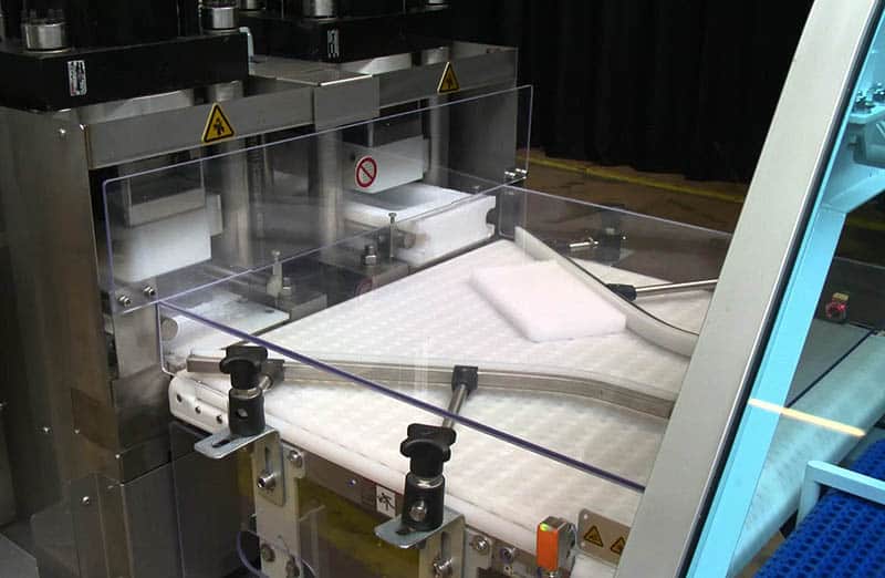 Trockeneisproduktion für Airline Catering Dienstleistungen